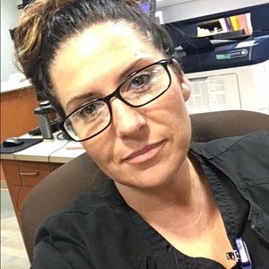 Meet your Posher, Carissa